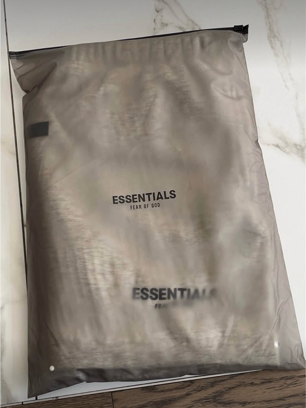 Fear of God ESSENTIALS Shorts Size Large